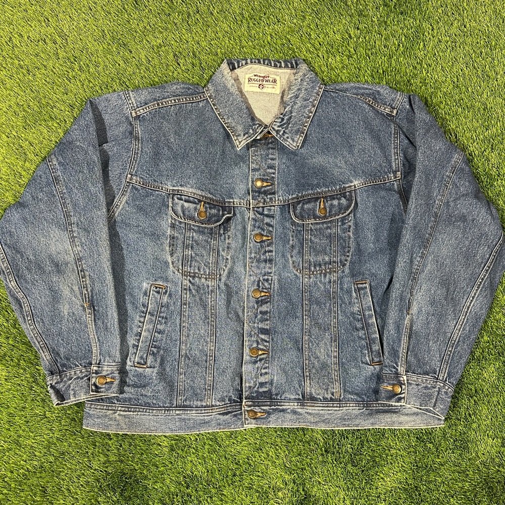 Vintage 90s Wrangler Rugged Wear Trucker Denim Jacket Blue Jean Button Up Size L